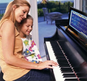 家长该如何科学的陪孩子练钢琴