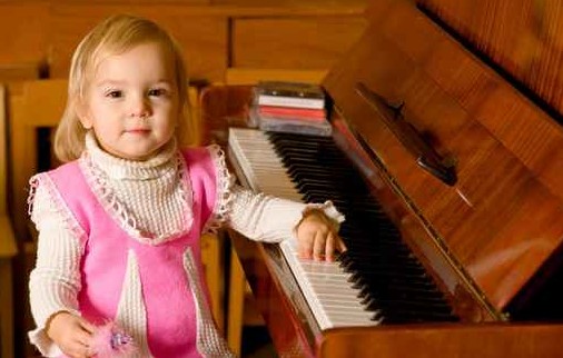 如何提高孩子学钢琴的听音辨音能力
